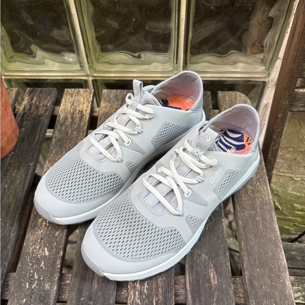 New W/O Box 2 PAIRS OluKai Women's HUIA Slip-On Athletic Shoes 7.5 / 37.5 EU